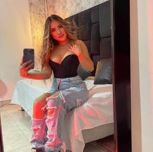 711270556: Chica busca chico en Murcia