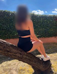 614986366: Chica busca chico en Madrid