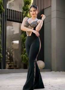 663199385: Chica busca chico en Barcelona