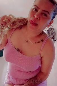 614938384: Chica busca chico en Sevilla
