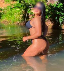 613456547: Chica busca chico en Madrid