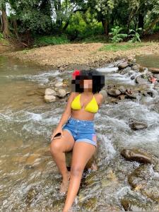 643060864: Chica busca chico en Almería