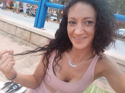 641880071: Chica busca chico en Alicante