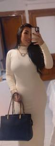 643172878: Chica busca chico en Barcelona