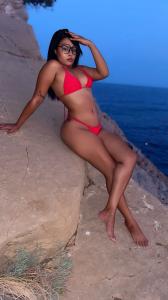 613409428: Chica busca chico en Madrid