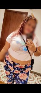 677883293: Chica busca chico en Barcelona
