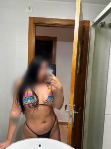 697537036: Chica busca chico en Madrid