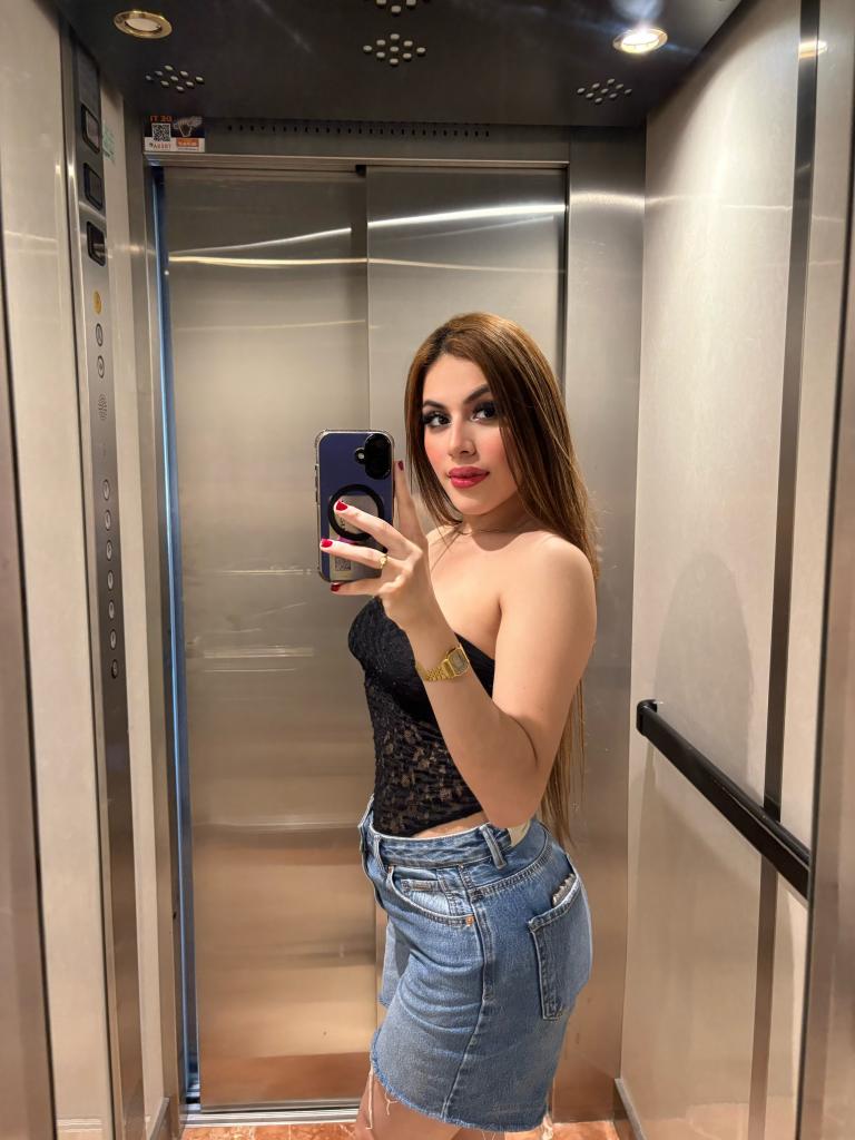 Chica busca chico en Cádiz: 