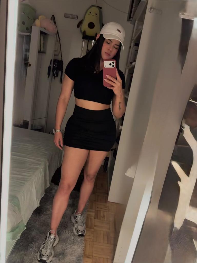 Chica busca chico en Madrid: Chica busca chico