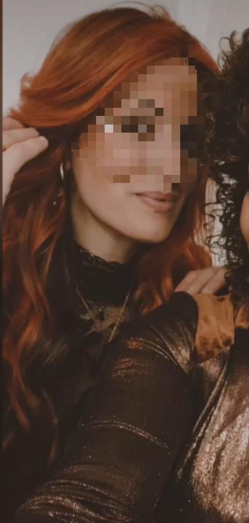 631366961: Chica busca chico en Sevilla