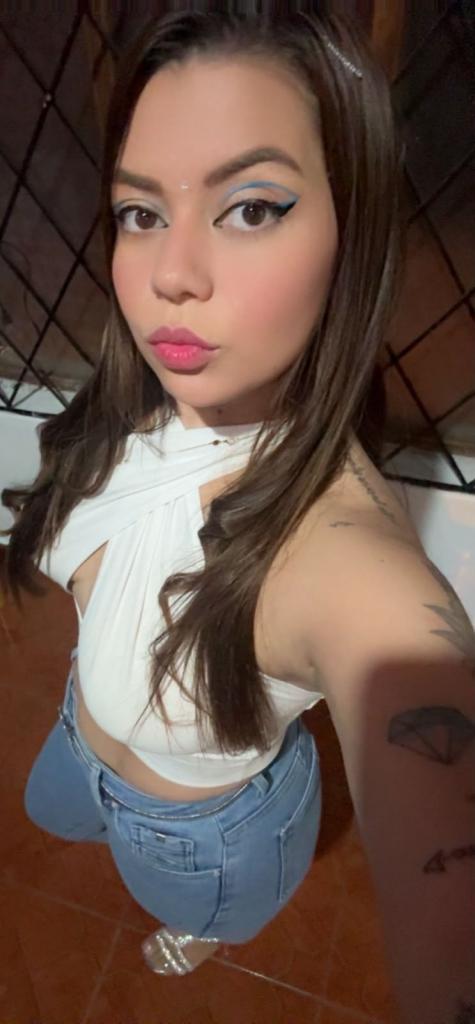 607287163: Chica busca chico en Mallorca