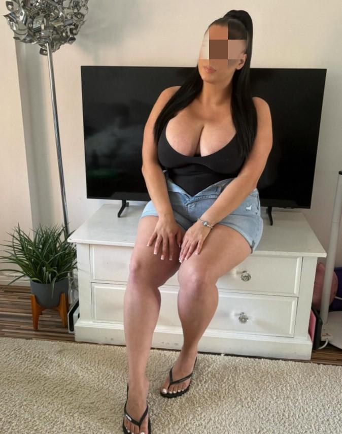 621394649: Chica busca chico en Jaén
