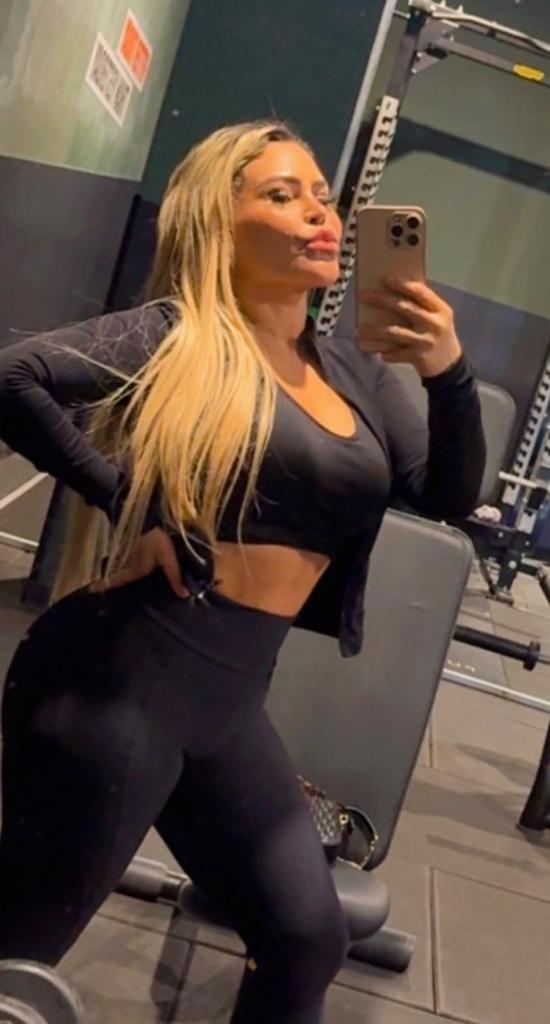 657219699: Chica busca chico en Ibiza