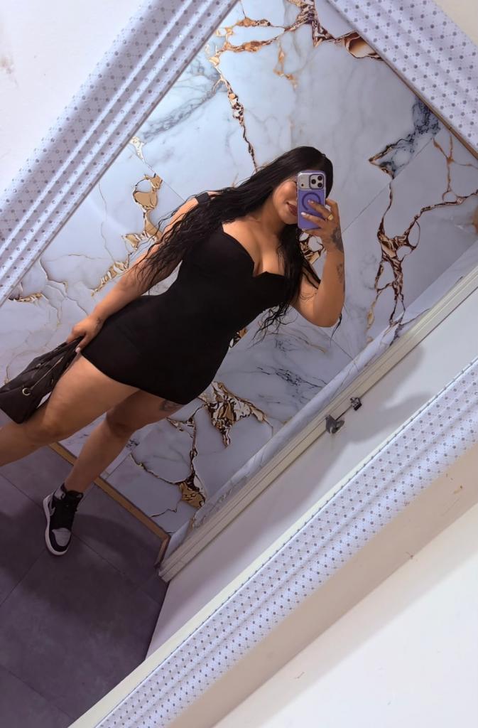 Chica busca chico en Sevilla: 