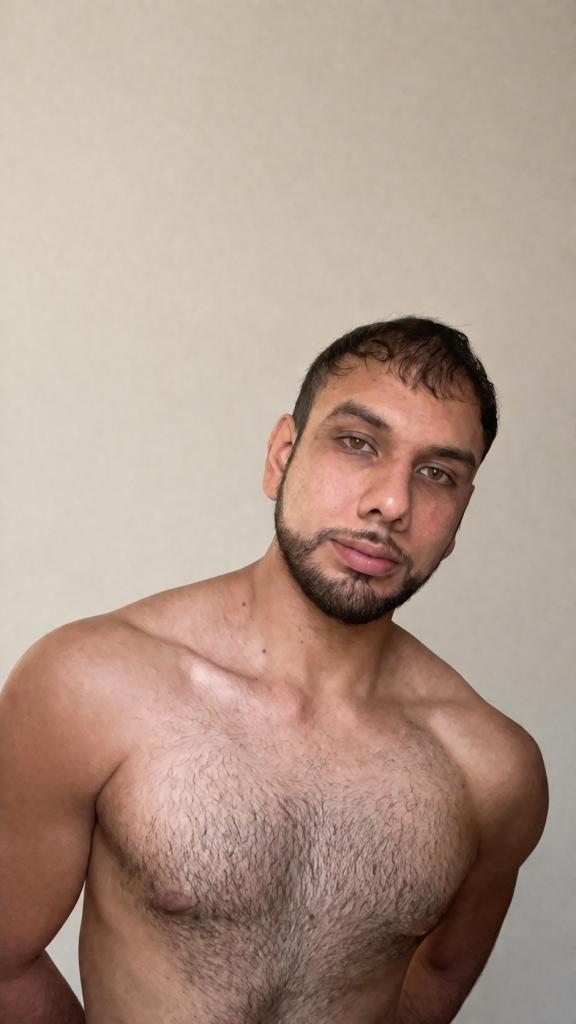 614546512: Chico busca chica en Málaga