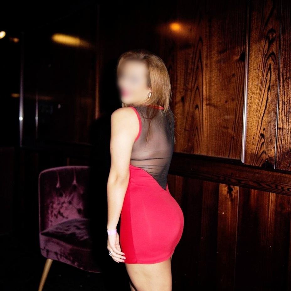 Chica busca chico en Almería: 