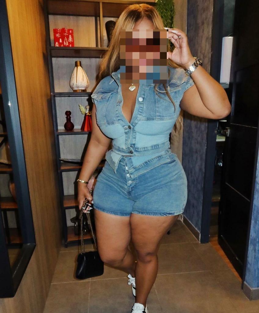 Chica busca chico en Zaragoza: 