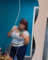 677883293: Chica busca chico en Barcelona