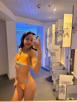 711589364: Chica busca chico en Madrid