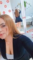 697367129: Chica busca chico en Barcelona