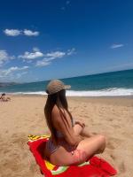 670687214: Chica busca chico en Gerona
