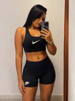 641049358: Chica busca chico en Madrid