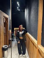 633691368: Chica busca chico en Sevilla