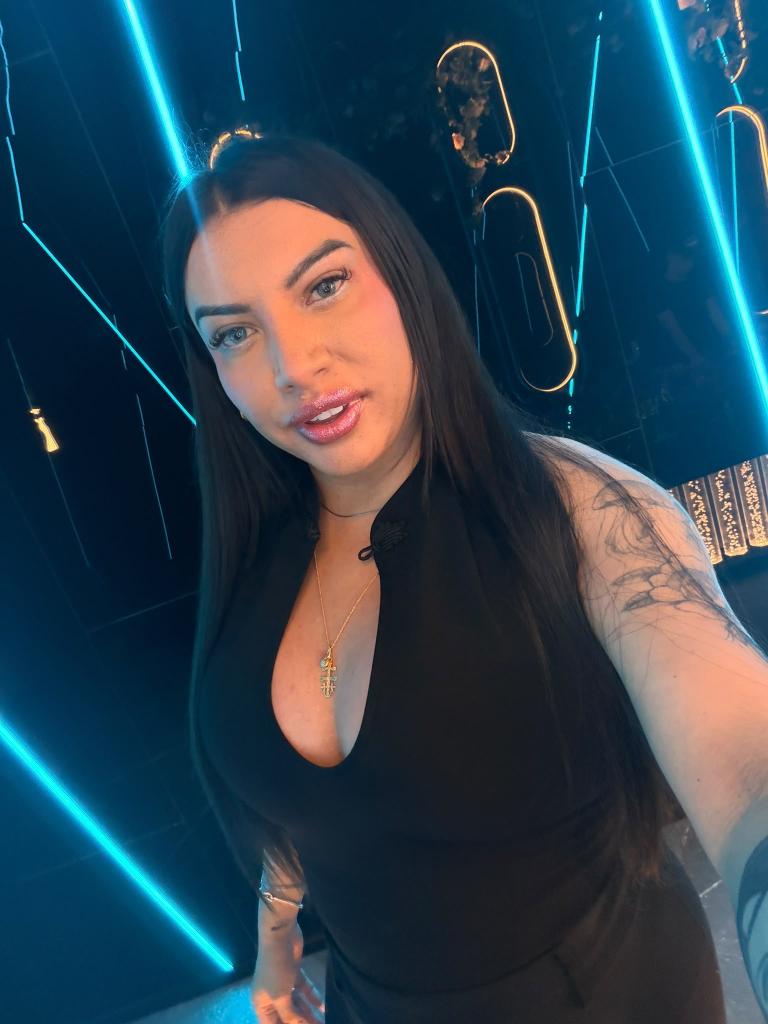 677329355: Transexual en Asturias