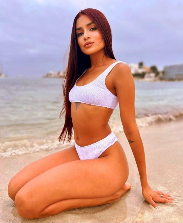 631029391: Chica busca chico en La Coruña