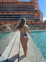 613571258: Chica busca chico en Barcelona