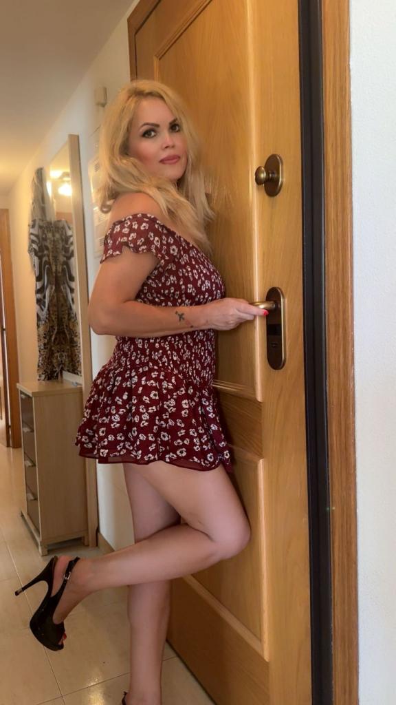 Chica busca chico en Alicante: 