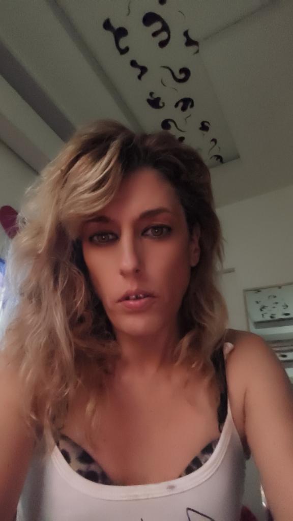 688751097: Chica busca chico en Vizcaya