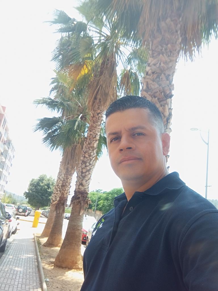 Chica busca chico en Valencia: 