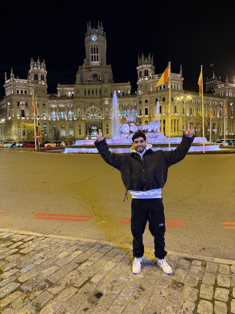 652164129: Chico busca chica en Madrid