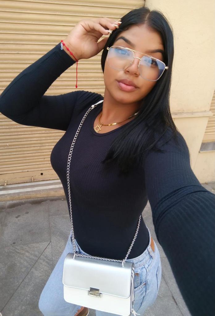 613596180: Chica busca chico en Almería