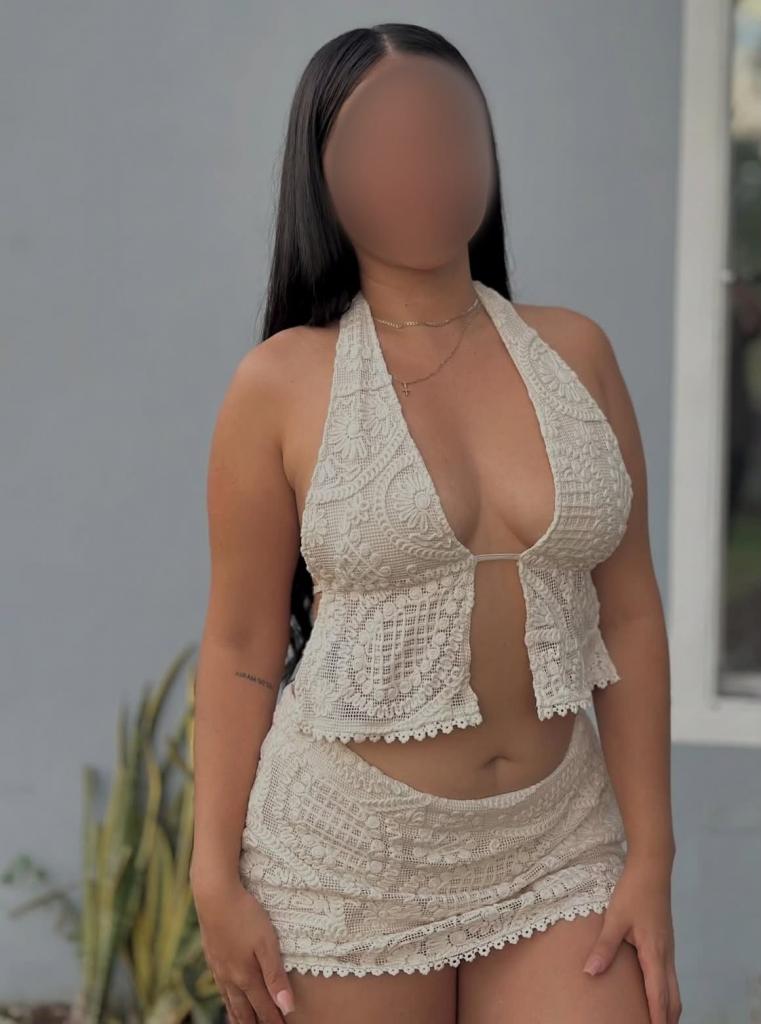 631972229: Chica busca chico en La Coruña