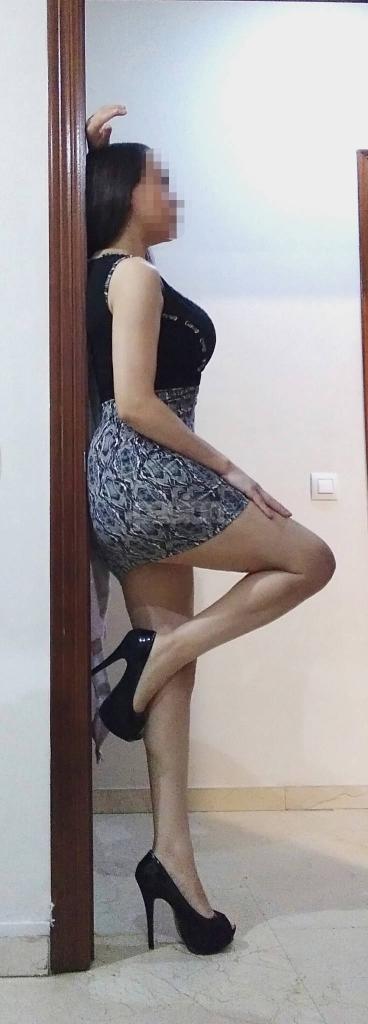 651457569: Chica busca chico en Cádiz