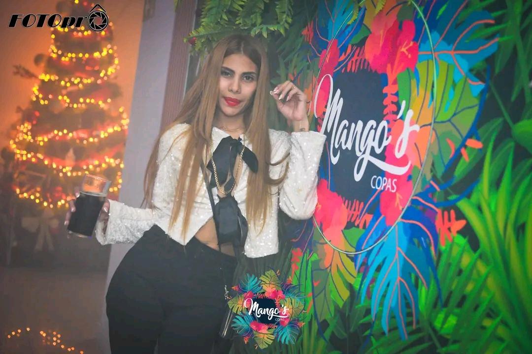 613577641: Chica busca chico en Cádiz