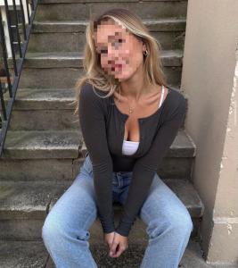 613595493: Chica busca chico en Cádiz