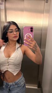 647982133: Chica busca chico en Valencia