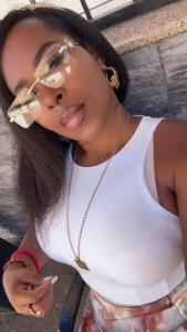 613994970: Chica busca chico en Tenerife