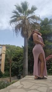 610139175: Chica busca chico en Granada