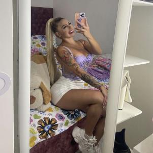600988385: Chica busca chico en Barcelona