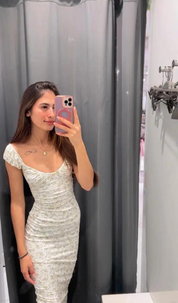 624378245: Chica busca chico en Málaga