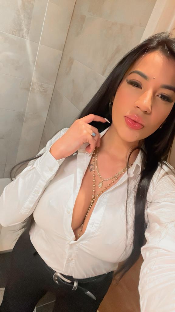 612282045: Chica busca chico en Valencia
