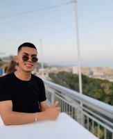 656001363: Chico busca chica en Valencia