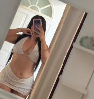631972229: Chica busca chico en La Coruña