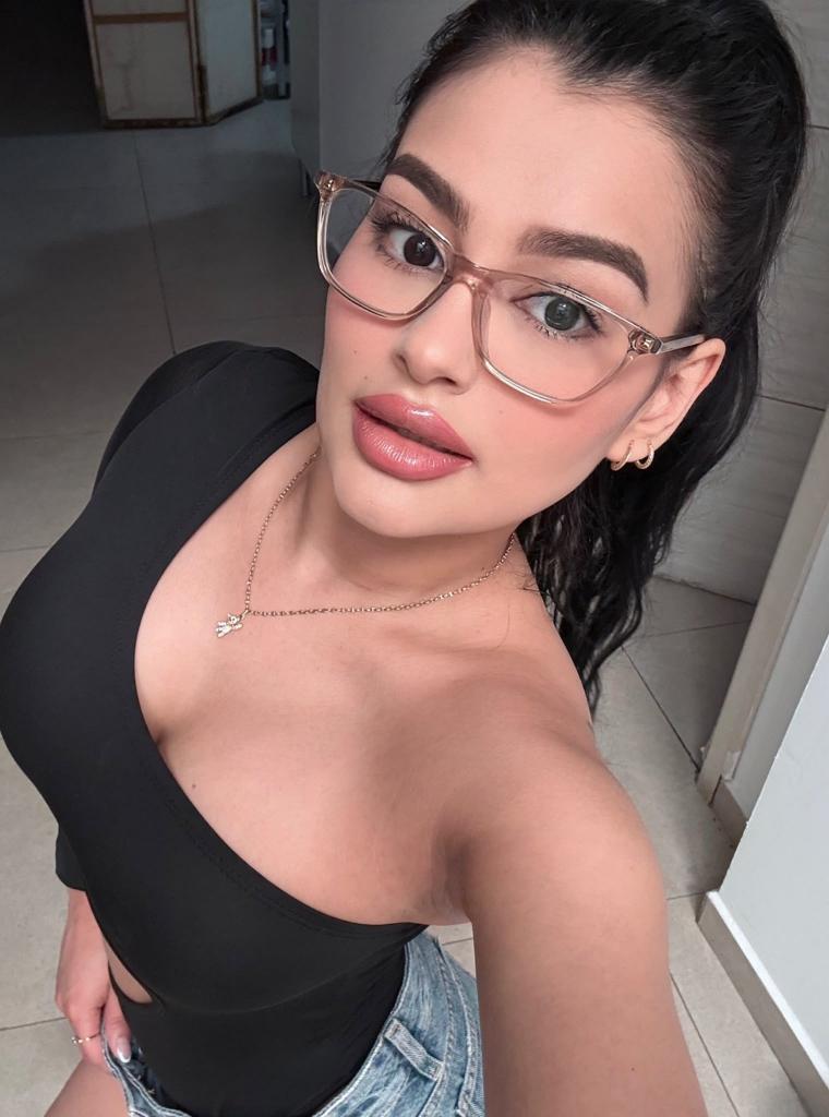 Chica busca chico en Valencia: Chica busca chico