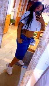Chica busca chico en Granada: 