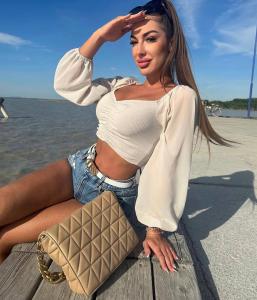 Chica busca chico en Alicante: 